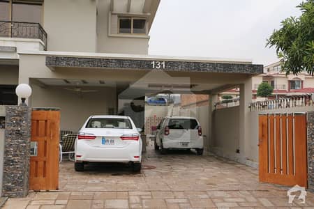 DHA Main Boulevard 800 Sq Yards House For Sale 96 Ft Front DHA Main Boulevard 800 Sq Yards House For Sale 96 Ft Front