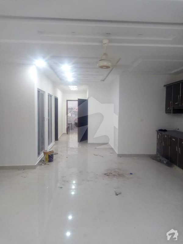 10 Marla Brand New Upper Portion Is Vacant For Rent In State Life Housing Society