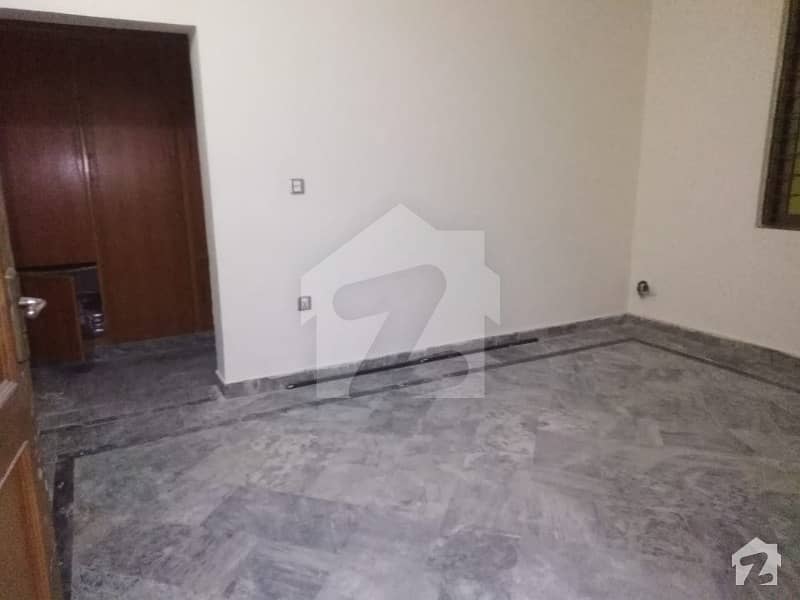 12marla 3beds DD Upper Portion For Rent In Gulraiz Housing