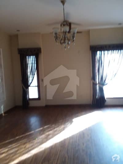 3 Bedrooms Brand New Apartment For Rent Attractive Location on Ittehad Commercial 3 Bedrooms Brand New Apartment For Rent Attractive Location on Ittehad Commercial