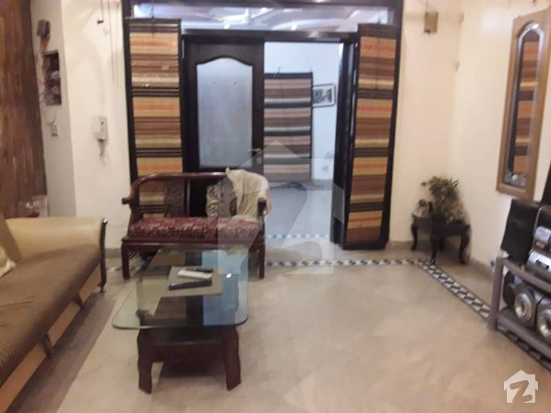 جوہر ٹاؤن فیز 2 - بلاک ایم جوہر ٹاؤن فیز 2 جوہر ٹاؤن لاہور میں 3 کمروں کا 5 مرلہ مکان 1.18 کروڑ میں برائے فروخت۔