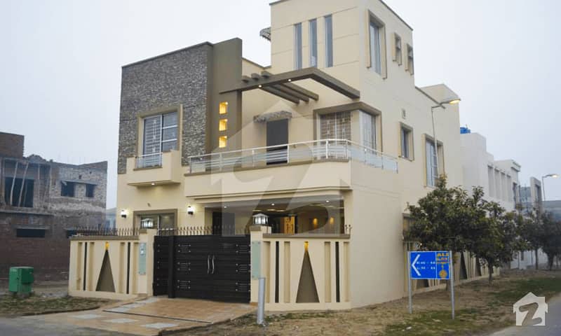 10000sq ft House for Rent in G13