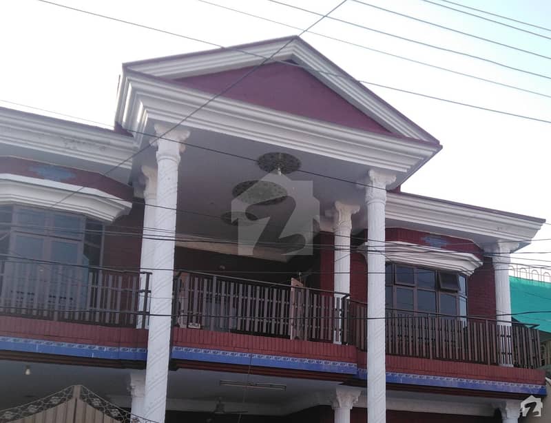 A Beautifully Built House At Good Location A Beautifully Built House At Good Location