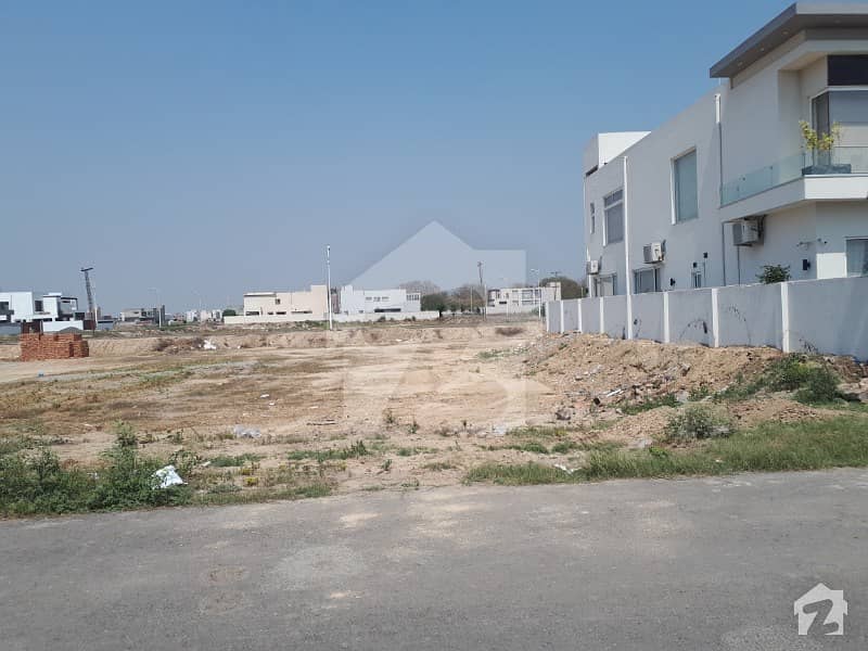 Hot Deal Near Park Masjid School Commercial Ideal Location For Builders