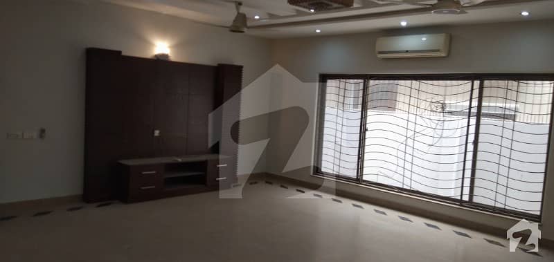 1 Kanal Bungalow For Rent In Phase 1 Dha Lahore