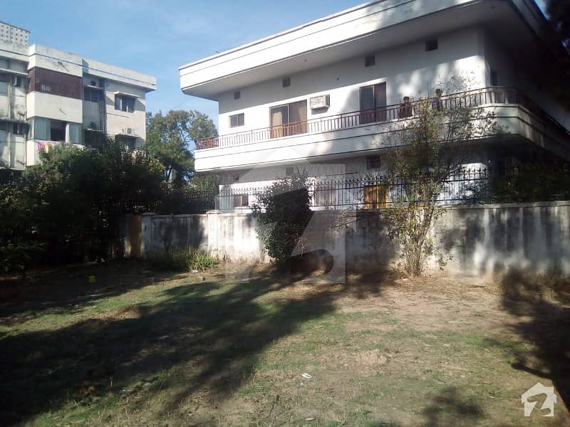 G-10/3 Extra Land Three Side Corner 500 Sq Yd House For Sale