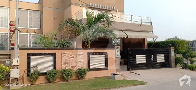 ڈیوائن گارڈنز ۔ بلاک اے ڈیوائن گارڈنز لاہور میں 5 کمروں کا 14 مرلہ مکان 3.2 کروڑ میں برائے فروخت۔