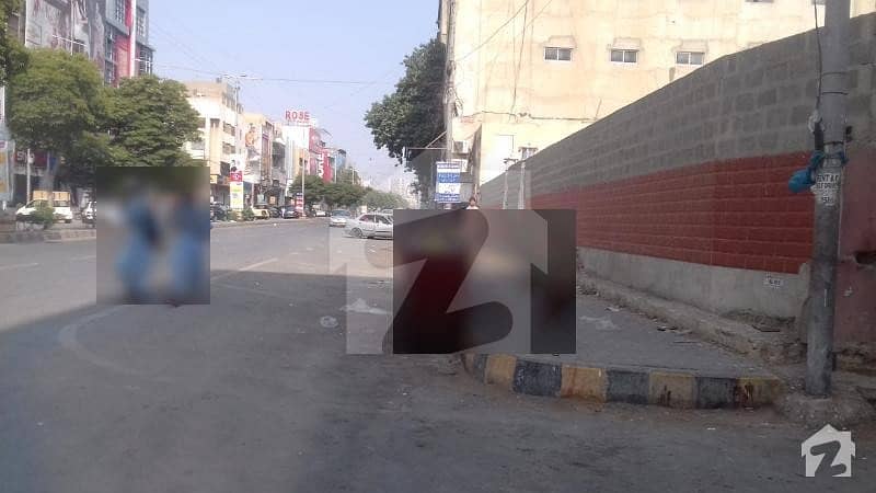 کلفٹن ۔ بلاک 5 کلفٹن کراچی میں 20 کنال کمرشل پلاٹ 20 ارب میں برائے فروخت۔
