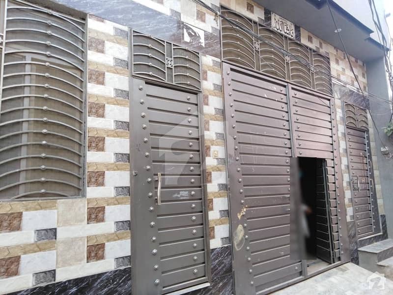 ڈلا زیک روڈ پشاور میں 7 کمروں کا 4 مرلہ مکان 75 لاکھ میں برائے فروخت۔