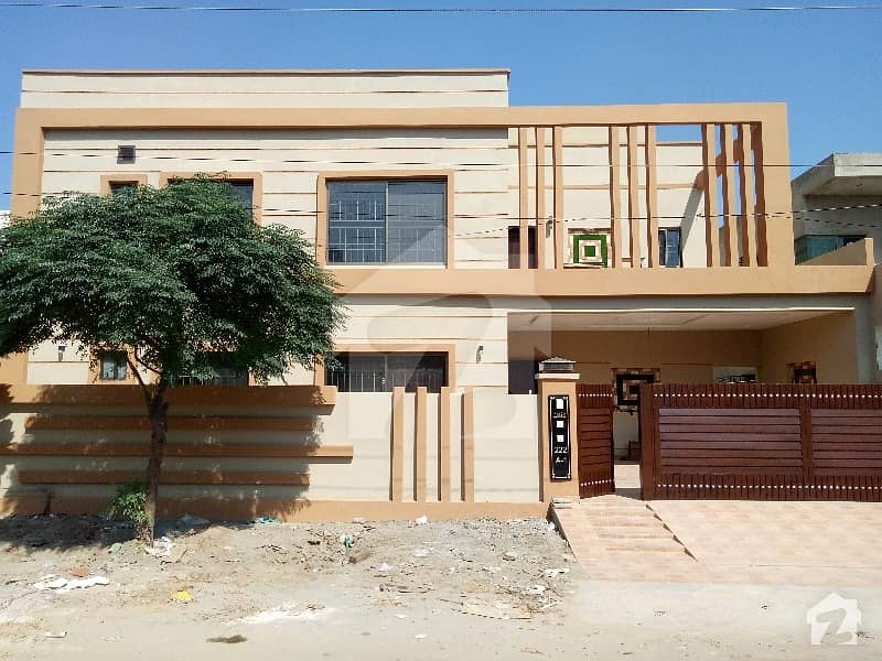 14 Marla Brand New House With One Kanal Accommodation For Sale