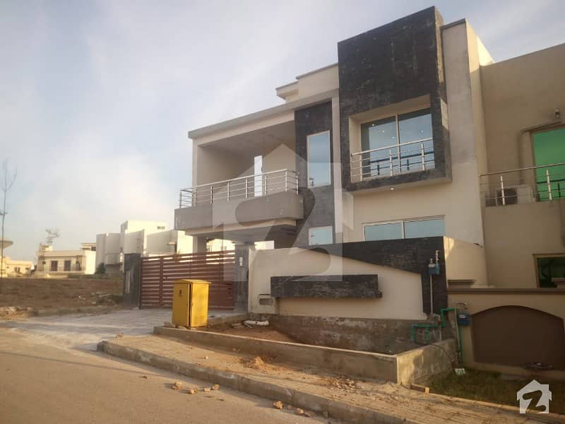 Bahria Town Phase 8 Sector C 500 Sq Yd Brand New House