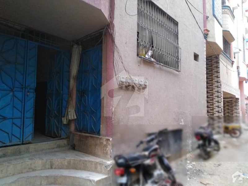 قیوم آباد ۔ بی ایریا قیوم آباد کراچی میں 3 مرلہ عمارت 1.6 کروڑ میں برائے فروخت۔