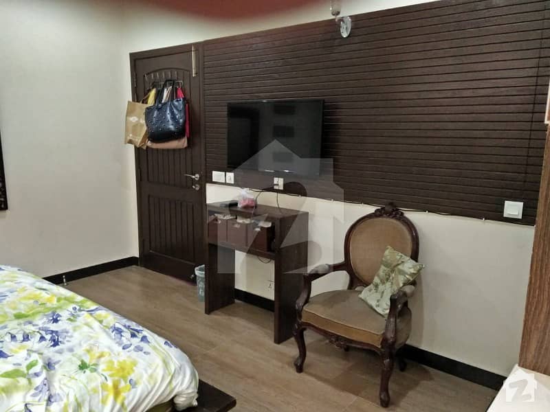 10 Marla House Sharing 1 Bed Is For Rent In Dha Fully Furnished