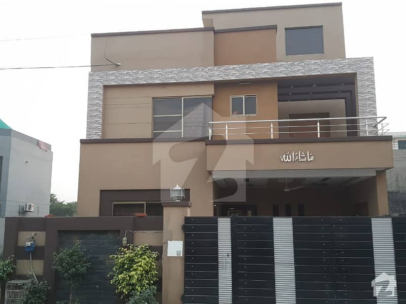 10 Marla Brand New House Near To Main Road Of Khyaban E Jinnah