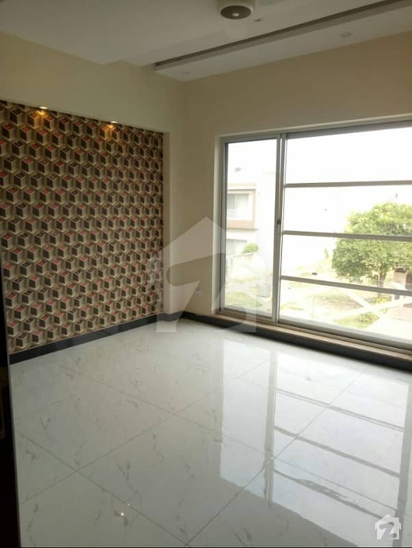 10 Marla Out Class Option LikE New Bungalow For Rent In DHA Phase 1
