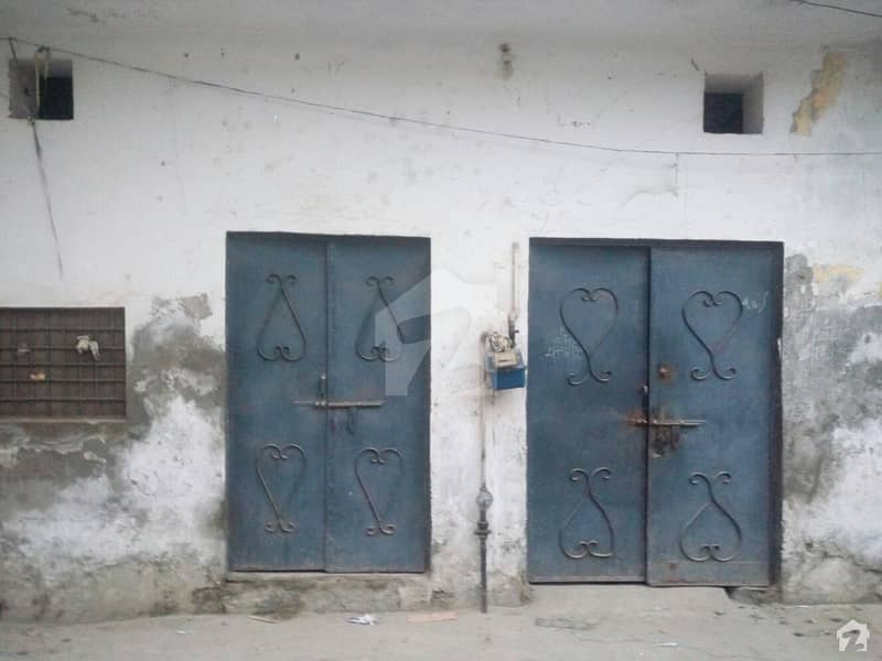 الاحمد گارڈن ہاوسنگ سکیم جی ٹی روڈ لاہور میں 5 کمروں کا 6 مرلہ مکان 60 لاکھ میں برائے فروخت۔