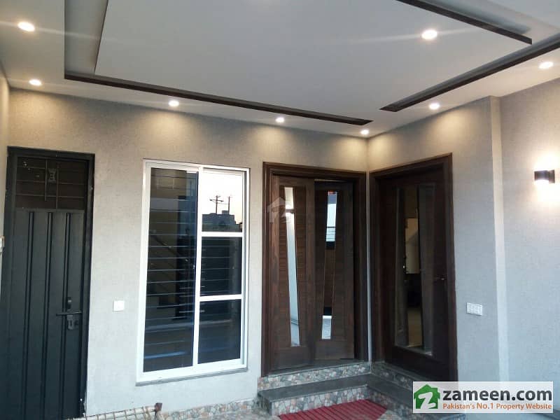 5 Marla Beautiful Design Brand New House For Sale In State Life Housing Society Lahore