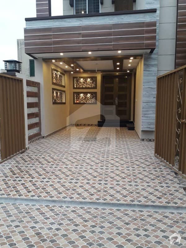 5 Marla Like New House For Rent In Bahria Town Lahore