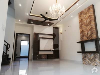 Slightly Used 10 Marla Bungalow For Sale Located In Bahria Town Jamsine Block Slightly Used 10 Marla Bungalow For Sale Located In Bahria Town Jamsine Block
