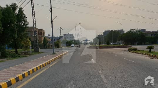 Corner Plot No 128 For Sale In Main Boulevard Corner Plot No 128 For Sale In Main Boulevard