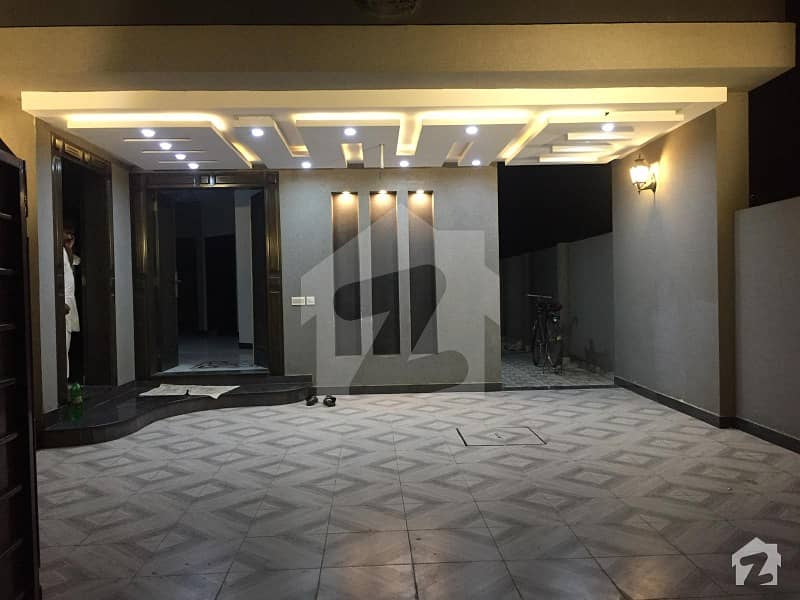 10 Marla Luxury House For Rent In Bahria Town Lahore