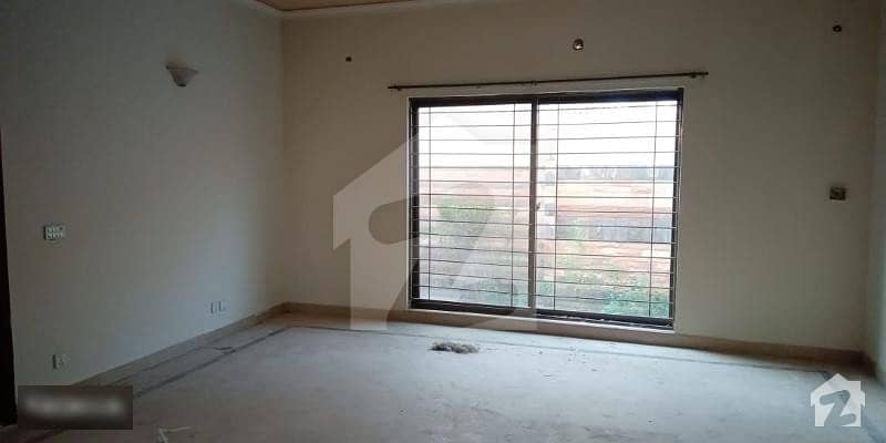 1 Kanal Low Price Good Condition House In Eden City