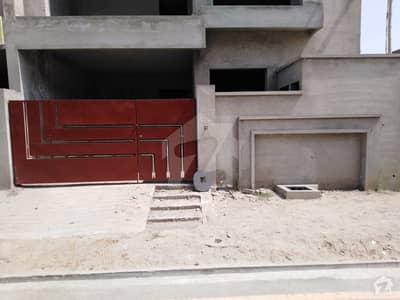 ایڈن آچرڈ فیصل آباد میں 5 مرلہ مکان 1.1 کروڑ میں برائے فروخت۔ ایڈن آچرڈ فیصل آباد میں 5 مرلہ مکان 1.1 کروڑ میں برائے فروخت۔