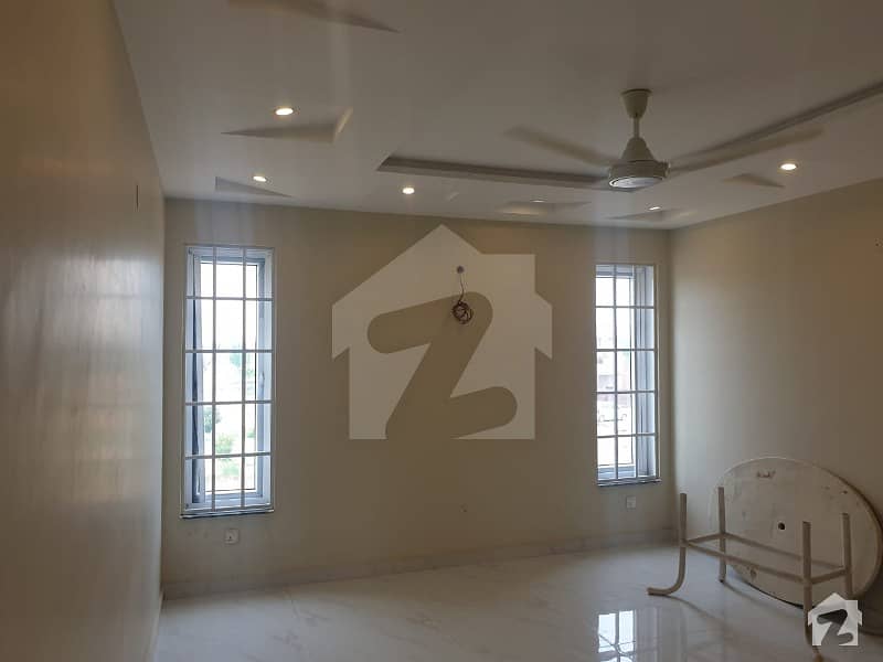 10 Marla Brand New Upper Portion For Rent In Lake City Lahore