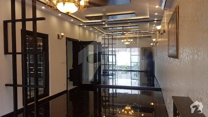 10 MARLA LIKE BRAND NEW FULL HOUSE FOR RENT IN DHA LAHORE PHASE 1