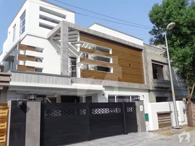 BRAND NEW 10 MARLA Bungalow FOR SALE LOCATED IN Bahria Town Gulbahar Block BRAND NEW 10 MARLA Bungalow FOR SALE LOCATED IN Bahria Town Gulbahar Block