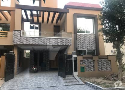BRAND NEW 8 MARLA Bungalow FOR SALE LOCATED IN Bahria Town Umar Block BRAND NEW 8 MARLA Bungalow FOR SALE LOCATED IN Bahria Town Umar Block