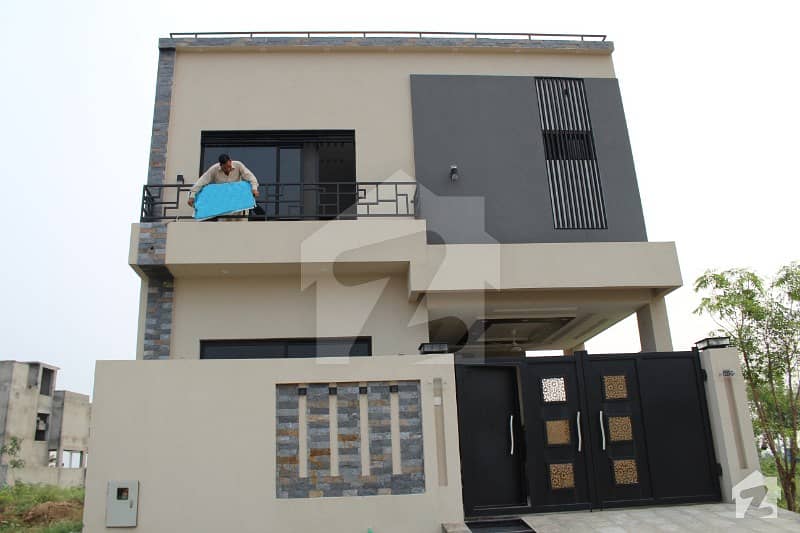 5 Marla Stunning House for Sale in Phase 9 Town DHA Defence