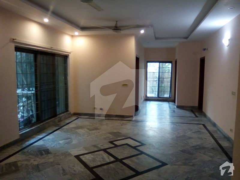 1 Kanal Beautiful House Available For Rent Near Park And Y Block Mcdonalds