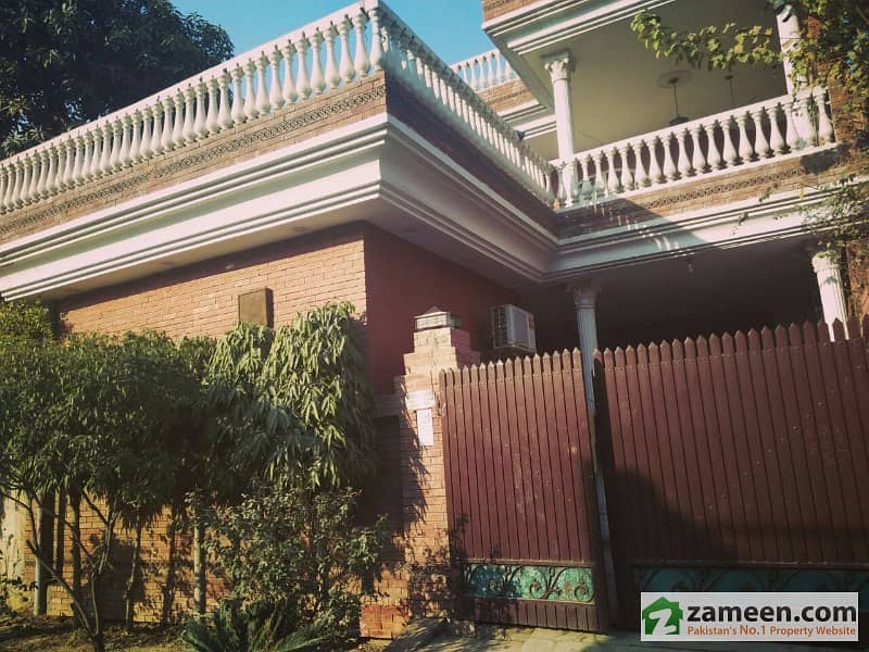 12 Marla House In Taj Bagh Canal Road Near