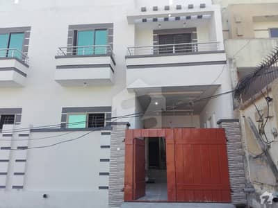 دارالسلام کالونی گجرات میں 5 کمروں کا 4 مرلہ مکان 85 لاکھ میں برائے فروخت۔ دارالسلام کالونی گجرات میں 5 کمروں کا 4 مرلہ مکان 85 لاکھ میں برائے فروخت۔