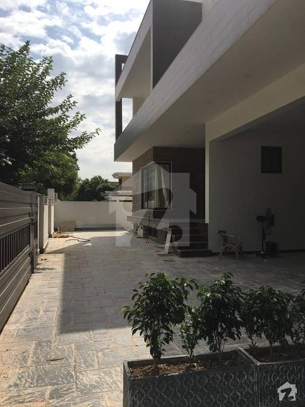 Alshahzad Real Estate Offers 2 Kanal Spacious Beautiful Portion For Rent In F-6 Islamabad