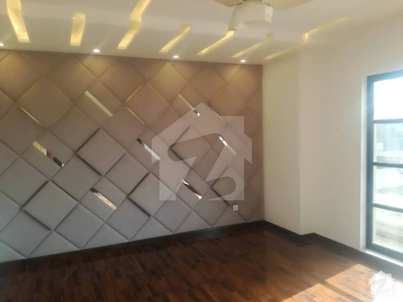 1 Kanal House Is Available For Sale Located In Phase 3 Block Z Dha Defence