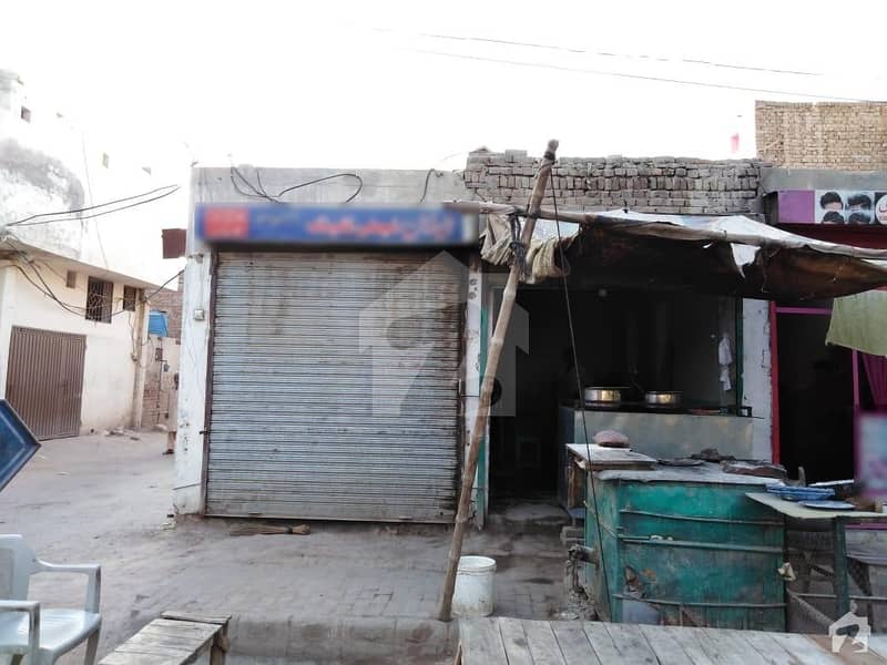 Commercial Shop Available For Sale On Ahmedpur Road
