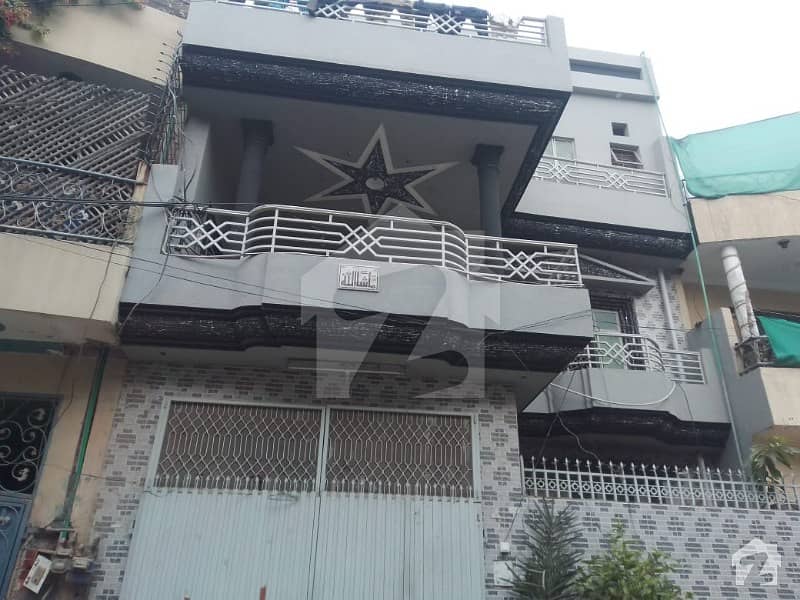 8 Marla Upper Portion Is Available For Rent At Board Of Revenue Housing Society   At Prime Location