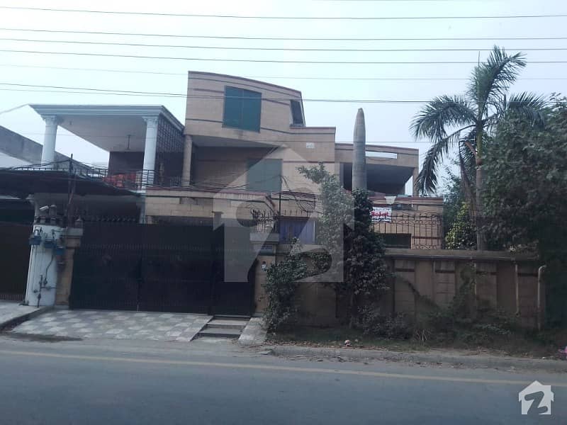 1 Kanal Lower Portion Is Available For Rent At Johar Town  Phase 2 B Block At Prime Location