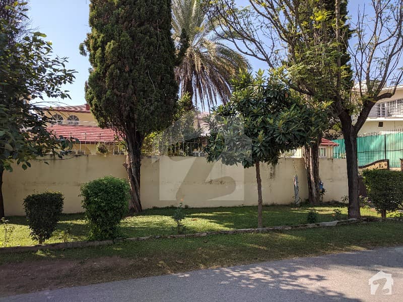2 Kanal House For Sale In E-7 Good Location 2 Kanal House For Sale In E-7 Good Location