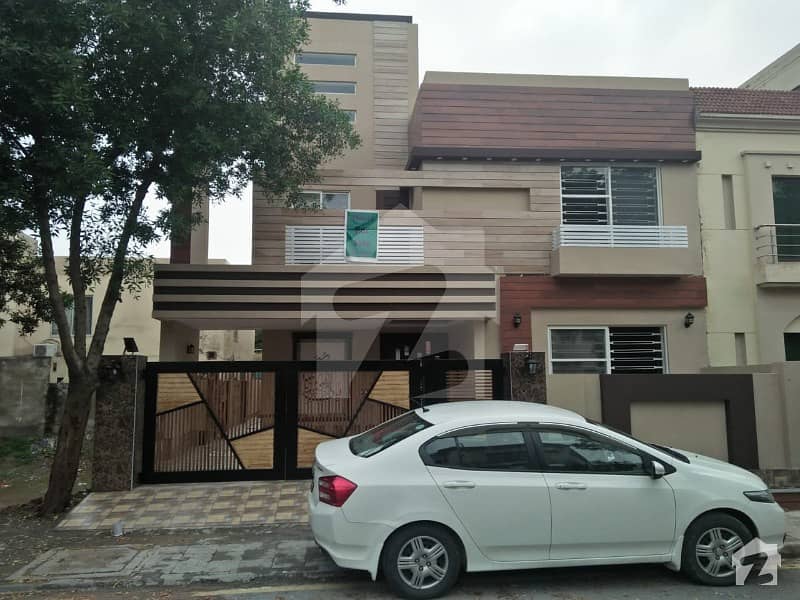 10 Marla Brand New House For Sale In Jasmine Block Bahria Town