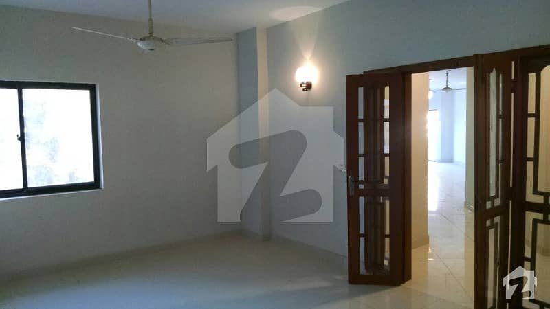 3 Bedrooms DD Apartment Available For Rent In Clifton Block 2 Karachi