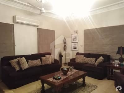 Bungalow Available For Sale In DHA Phase 7 Bungalow Available For Sale In DHA Phase 7