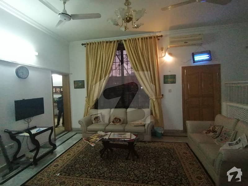 2 Beds Fully Furnished Upper Portion In F-8
