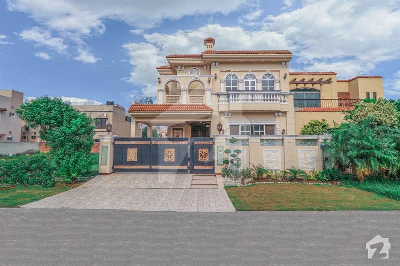 Facing Park 10 Marla Spanish Fasial Rasool House For Sale In Low Price Facing Park 10 Marla Spanish Fasial Rasool House For Sale In Low Price