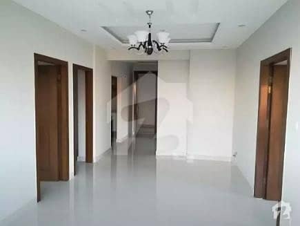 کینٹ لاہور میں 3 کمروں کا 1 کنال مکان 1.2 لاکھ میں کرایہ پر دستیاب ہے۔