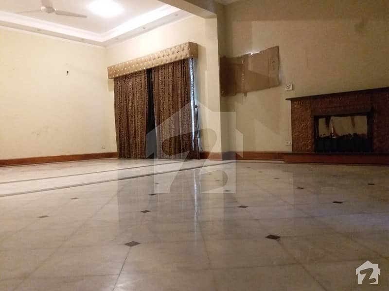 1 Kanal Single Storey Owner Build Bungalow For Sale Near To Y Block Mcdonald Phase 3 Dha Lahore