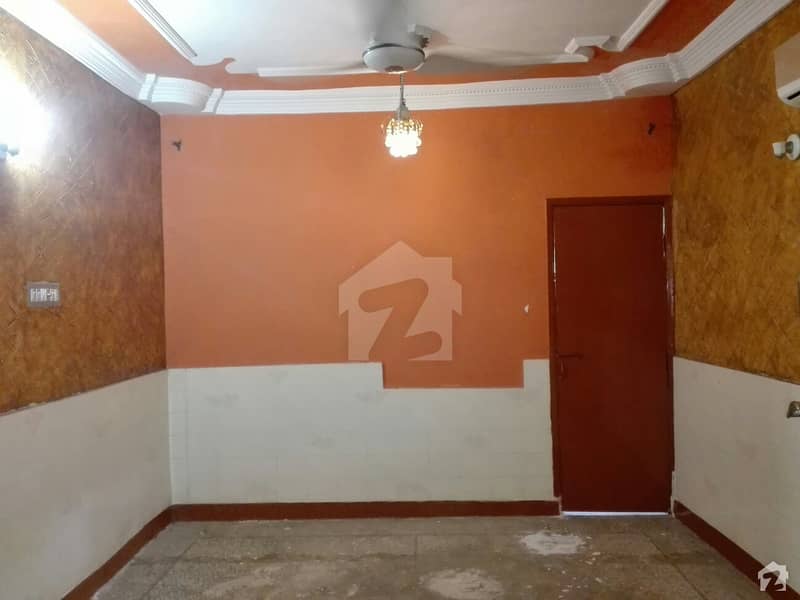 Khayaban-e-erum 4th Floor West Open Renovated Flat Available For Rent