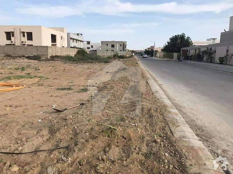 500 Sq Yards Corner Plot Is Available For Sale Near Ali Masjid